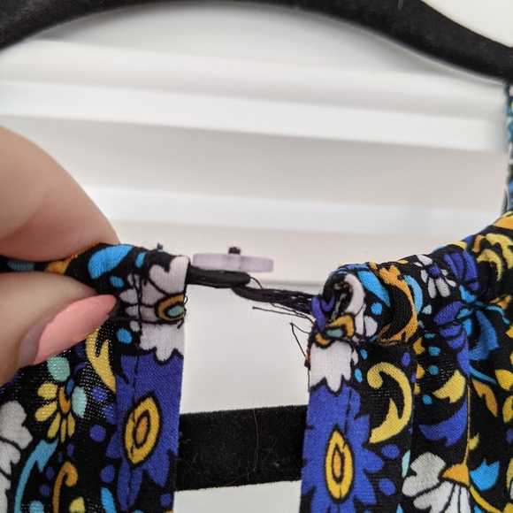 London Times Floral Stretchy Dress - Picture 7 of 8